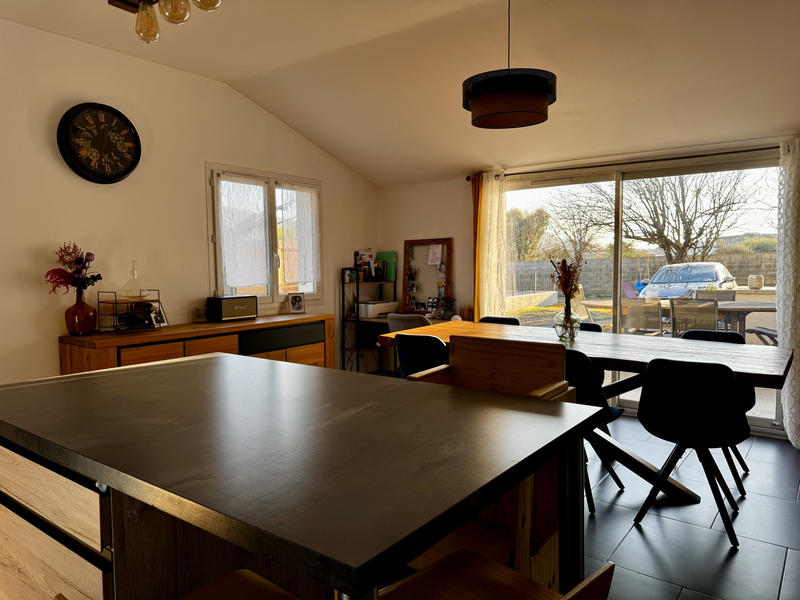 Maison - 180 m² - 6 pièces