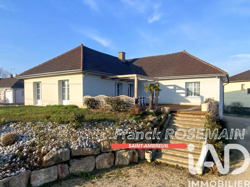 Maison - 260 m² - 10 pièces