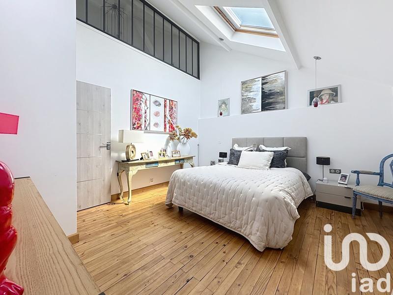 Appartement - 164 m² - 5 pièces