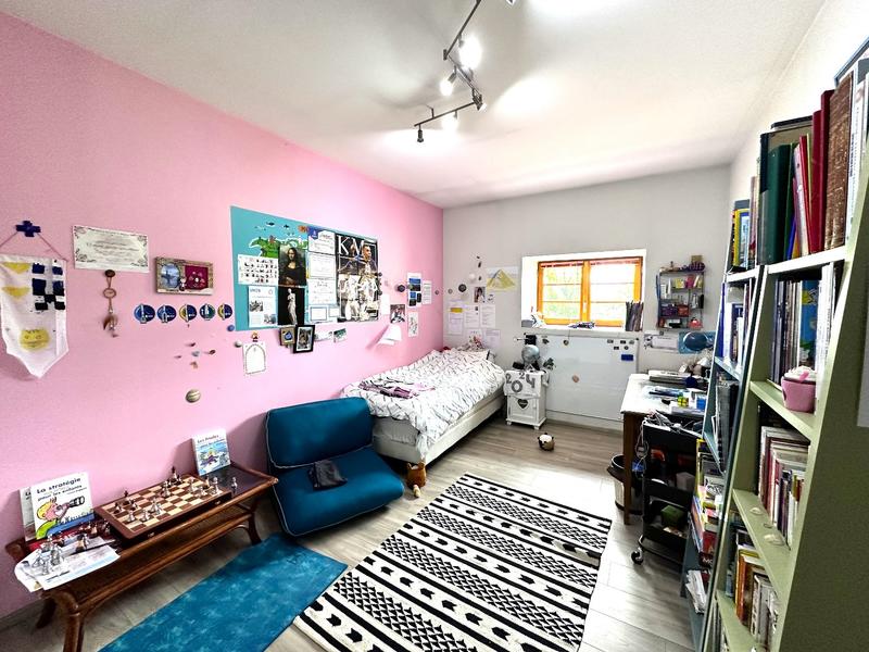 Propriété - 467 m² - 9 pièces