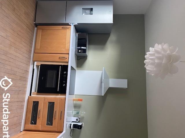 Chambre - 12 m² - 1 pièce