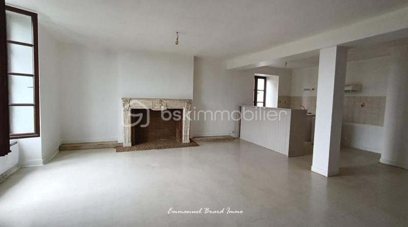 Immeuble - 213 m² - 9 pièces