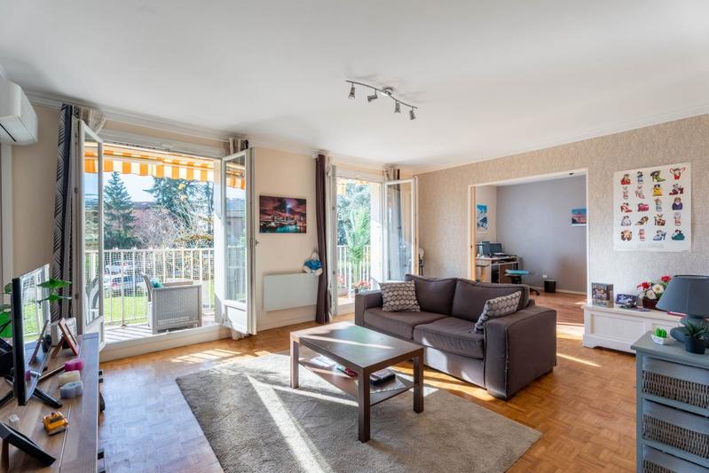 Appartement - 84 m² - 4 pièces