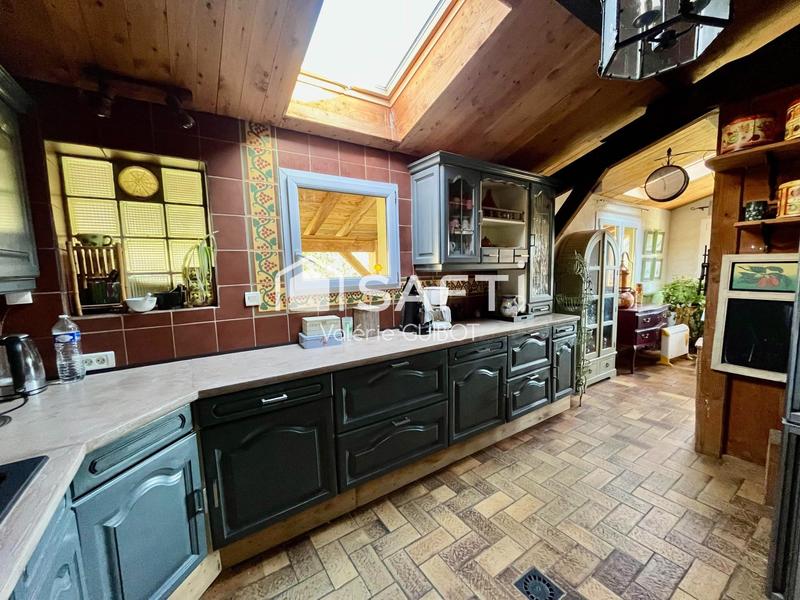 Maison - 500 m² - 20 pièces