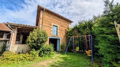 Propriété - 102 m² - 4 pièces