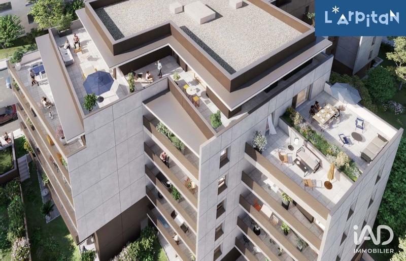 Appartement - 97 m² - 4 pièces