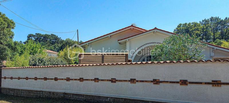 Maison - 140 m² - 7 pièces