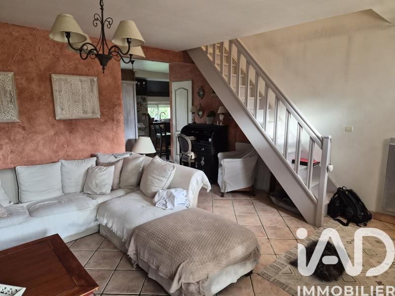 Maison - 99 m² - 4 pièces