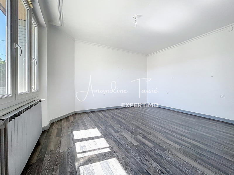 Maison - 121 m² - 4 pièces