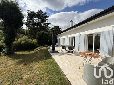 Maison - 183 m² - 7 pièces