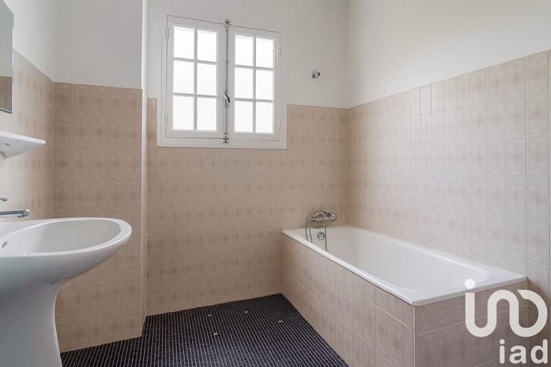 Maison - 159 m² - 7 pièces