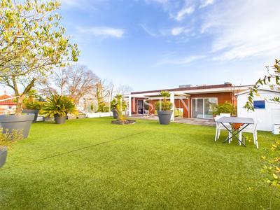 Appartement - 92 m² - 3 pièces