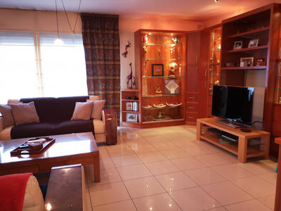 Maison - 203 m² - 8 pièces