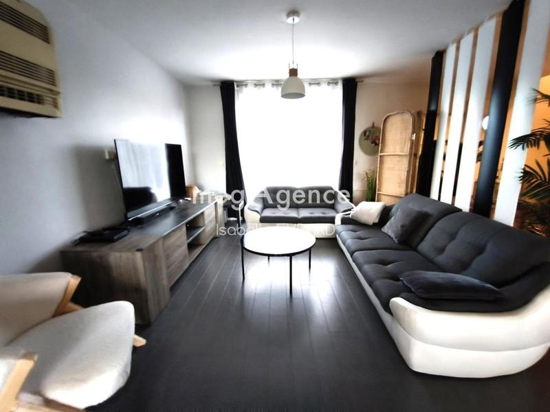 Maison - 138 m² - 7 pièces