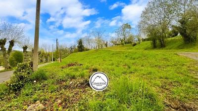Terrain constructible - 1 948 m²