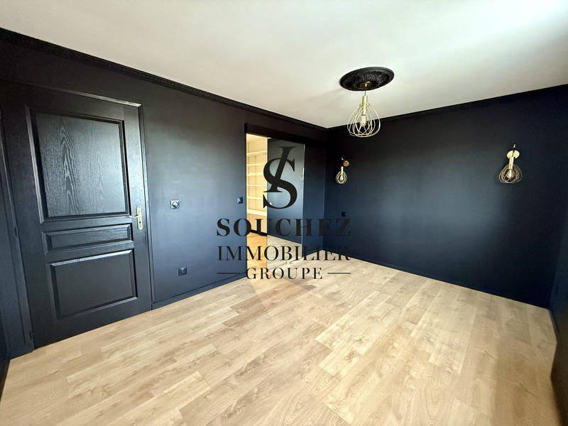 Maison - 140 m² - 4 pièces