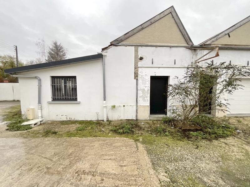 Loft - 237 m² - 2 pièces