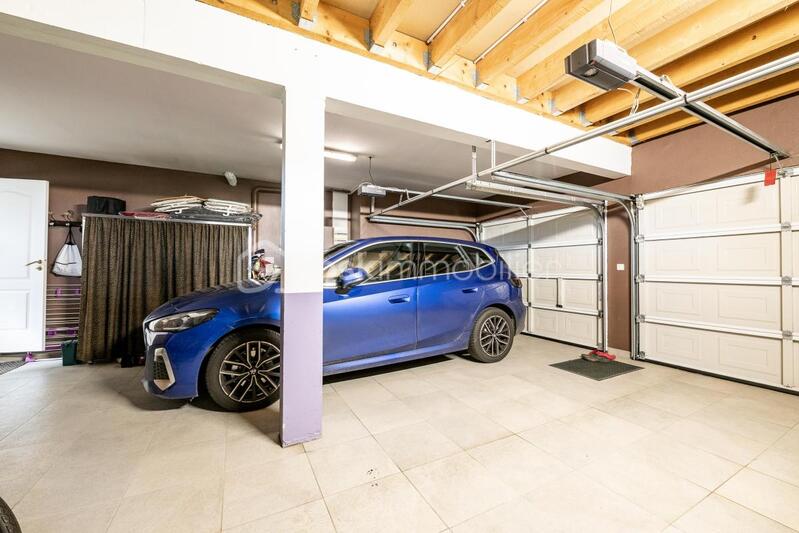 Maison - 176 m² - 7 pièces