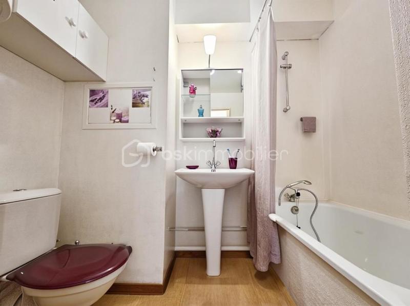 Studio - 15 m² - 1 pièce