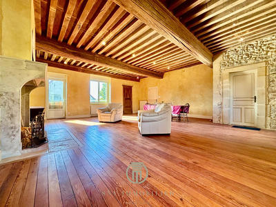 Maison - 275 m² - 5 pièces