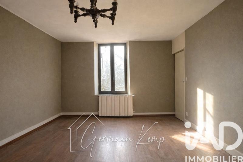 Maison - 214 m² - 7 pièces