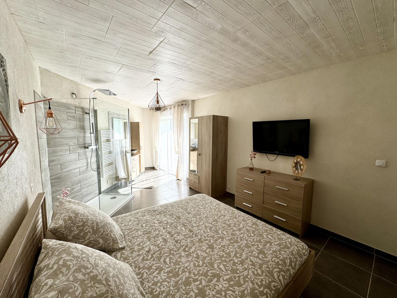 Villa - 200 m² - 7 pièces