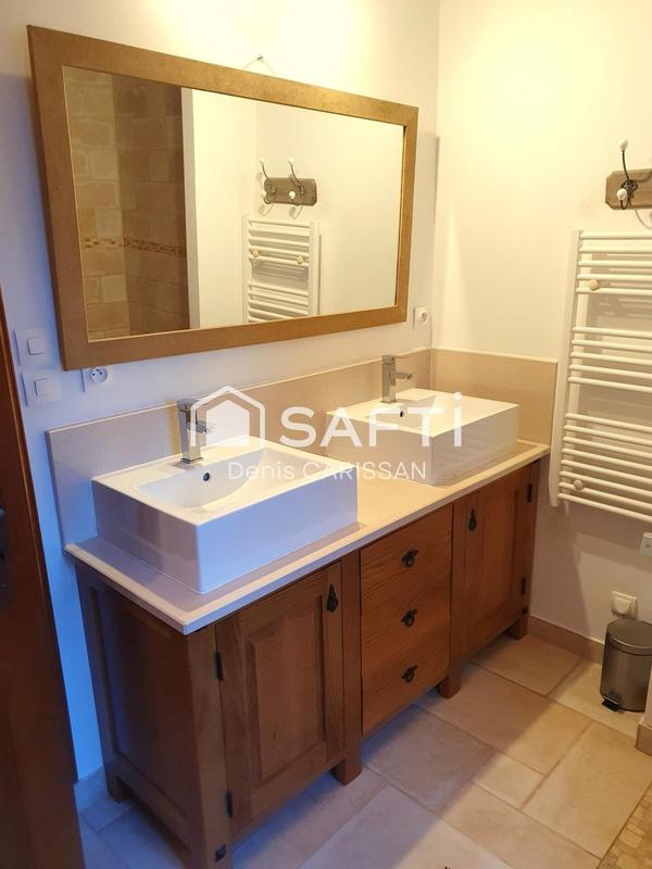 Maison - 316 m² - 13 pièces