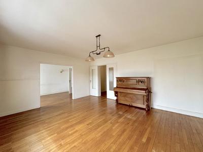 Appartement - 100 m² - 4 pièces