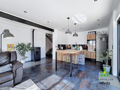 Maison de ville - 110 m² - 5 pièces