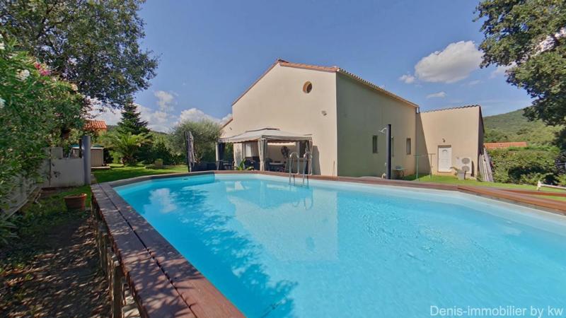 Villa - 172 m² - 6 pièces
