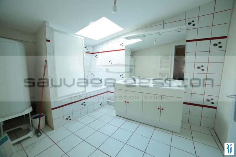 Appartement - 140 m² - 4 pièces