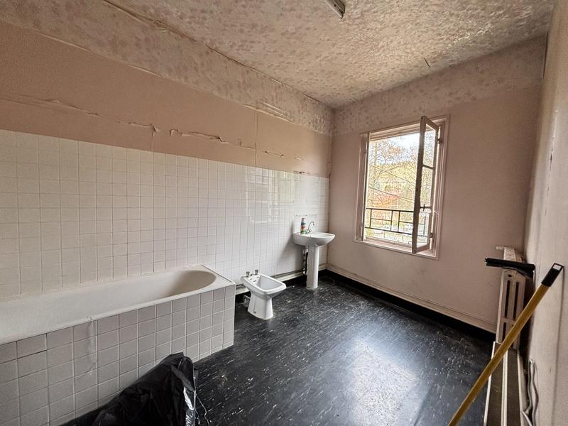 Maison ancienne - 186 m² - 6 pièces