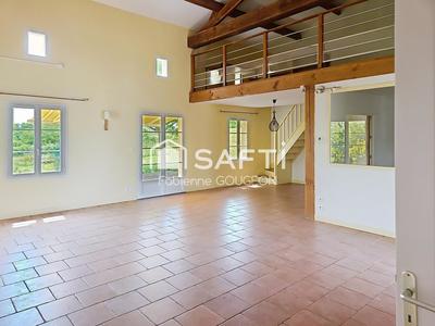 Maison - 152 m² - 6 pièces