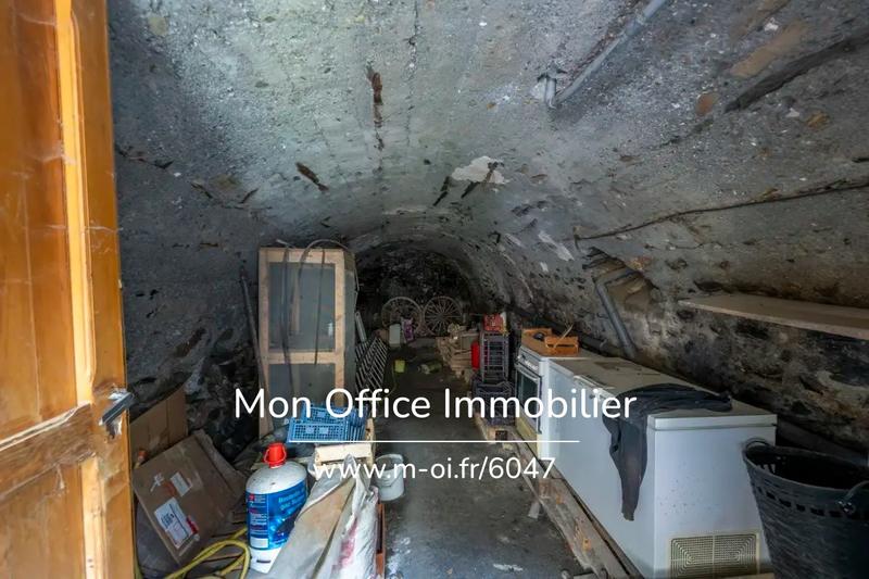 Maison - 400 m² - 15 pièces