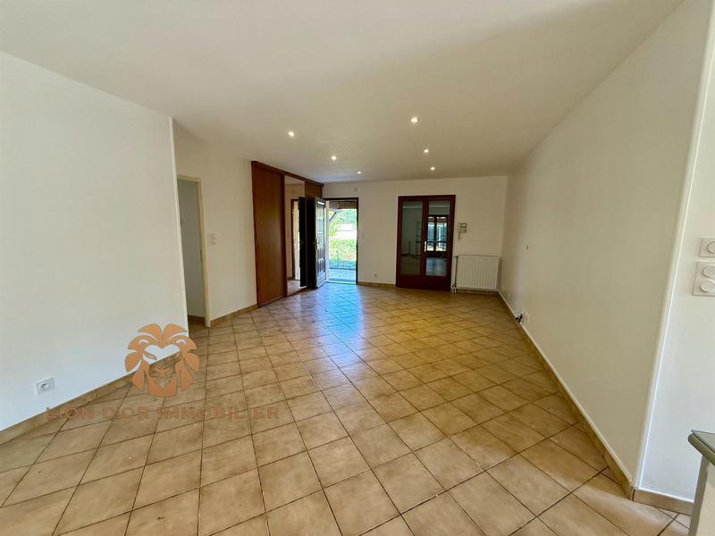 Villa - 85 m² - 5 pièces