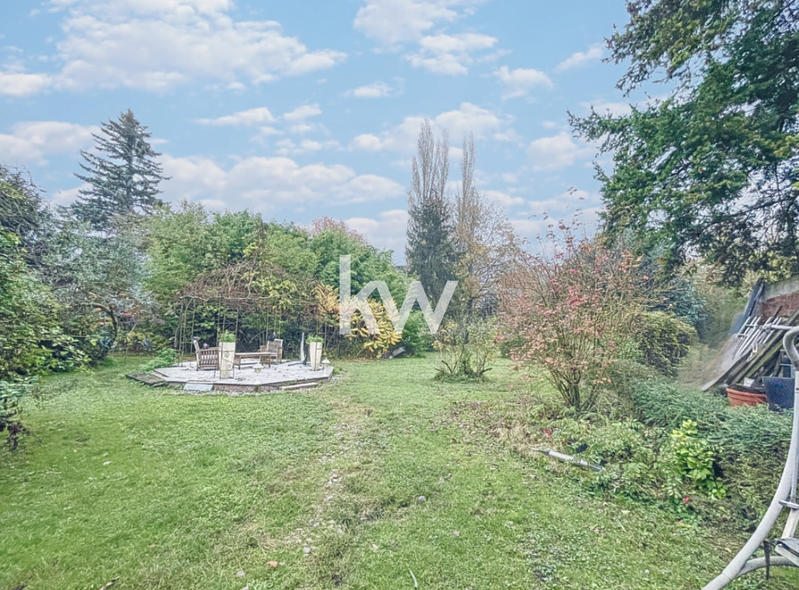 Maison - 274 m² - 10 pièces