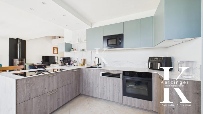 Maison traditionnelle - 140 m² - 5 pièces