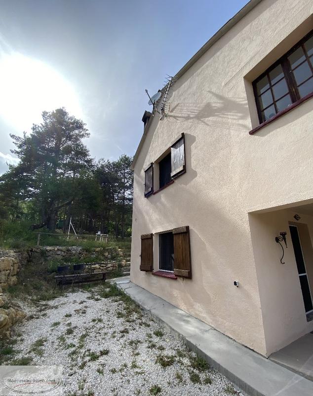 Maison - 105 m² - 4 pièces