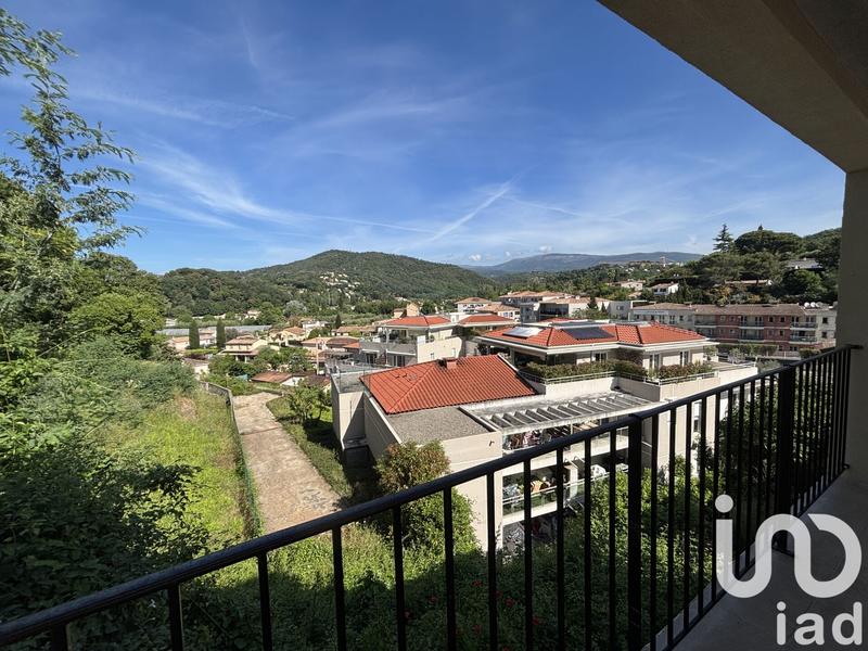 Maison - 100 m² - 2 pièces