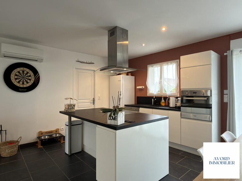 Maison - 107 m² - 5 pièces