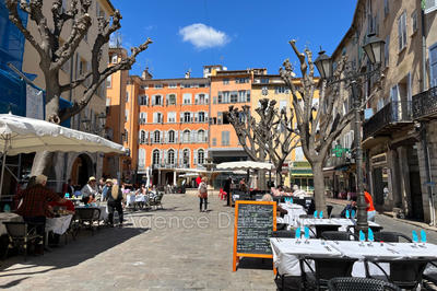 Fonds de commerce - Magasins - 140 m²