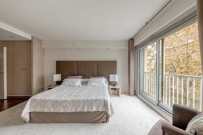 Appartement - 138 m² - 5 pièces