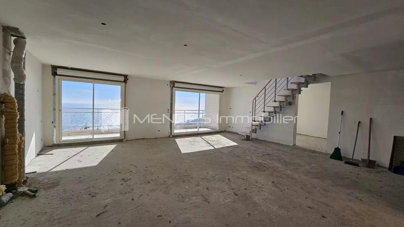 Appartement - 89 m² - 4 pièces