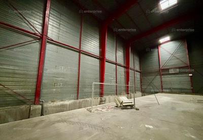 Entrepôt - 660 m²