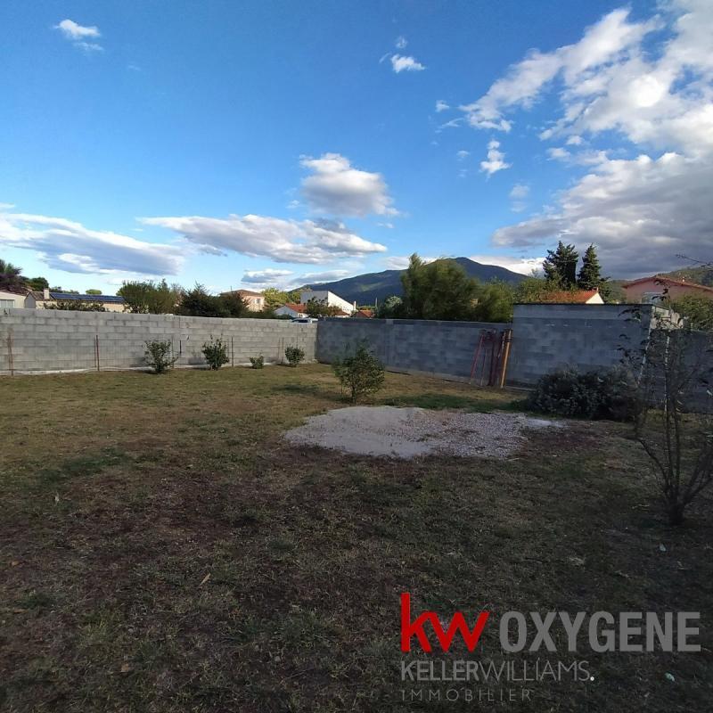 Terrain constructible - 303 m²