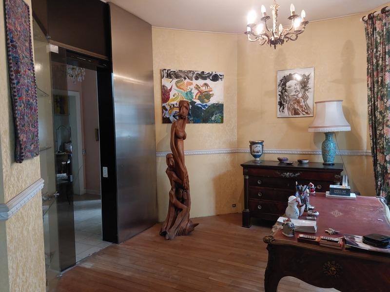 Maison - 200 m² - 7 pièces