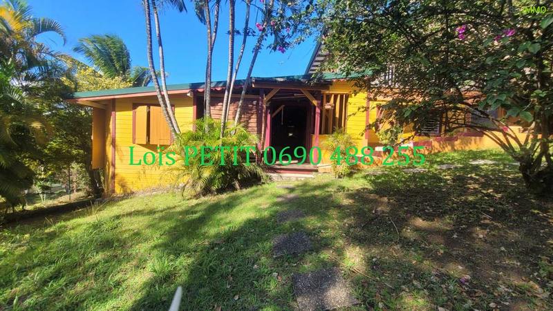 Maison - 367 m² - 11 pièces