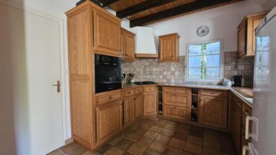 Propriété - 114 m² - 7 pièces