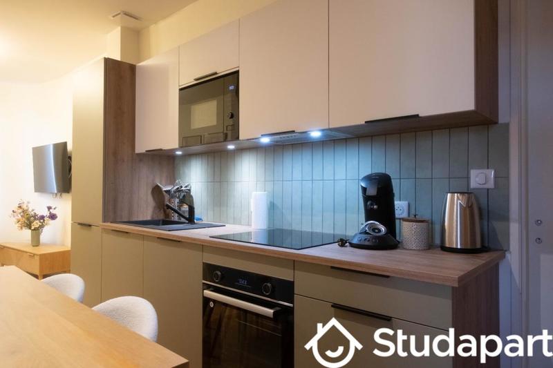 Chambre - 10 m² - 1 pièce