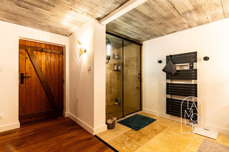 Appartement - 155 m² - 7 pièces